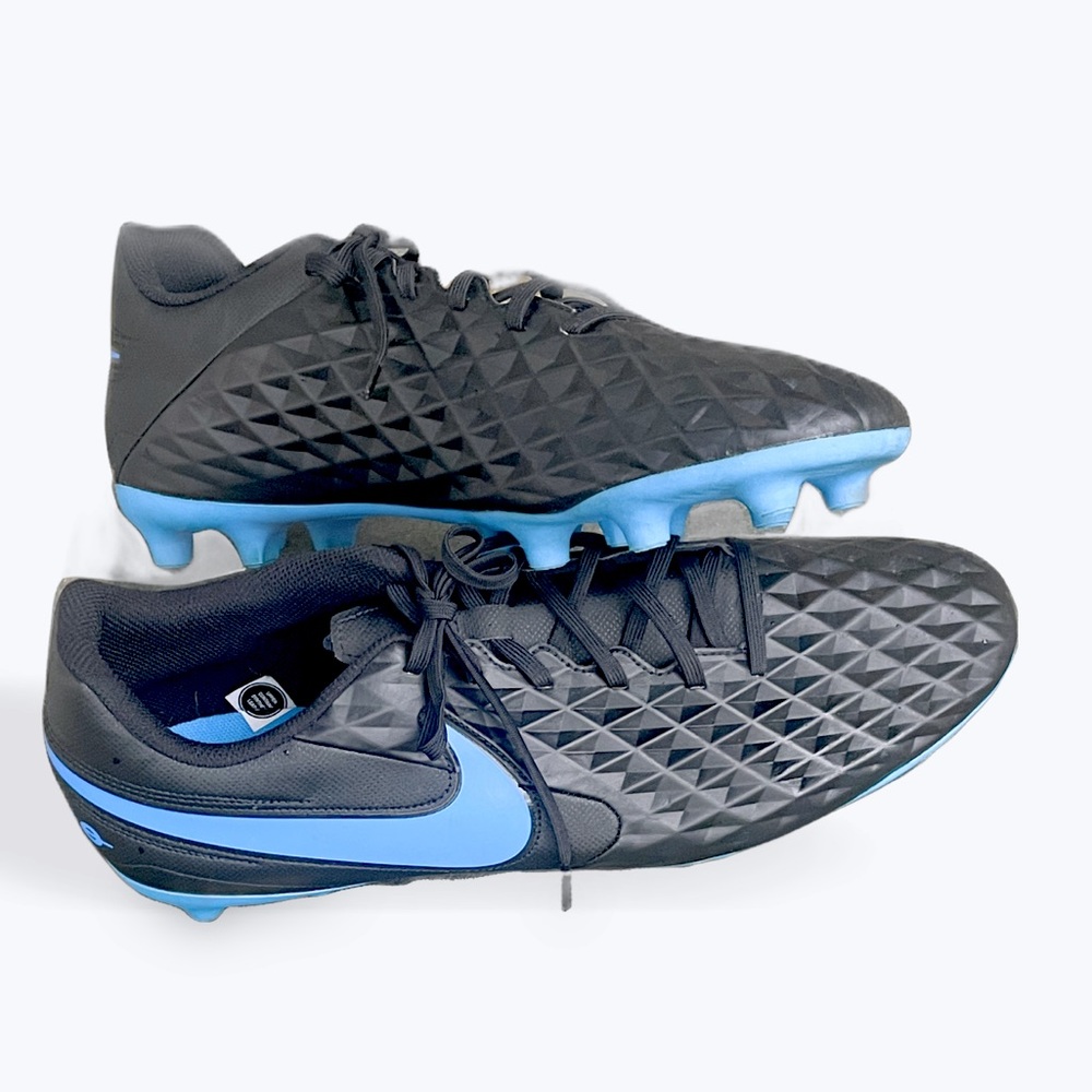 Men’s Nike Tiempo Legend 10 Soccer Cleats